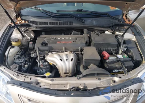 2008 Toyota Camry Le z USA, uszkodzony, nr VIN 4T1BE46K98U252145